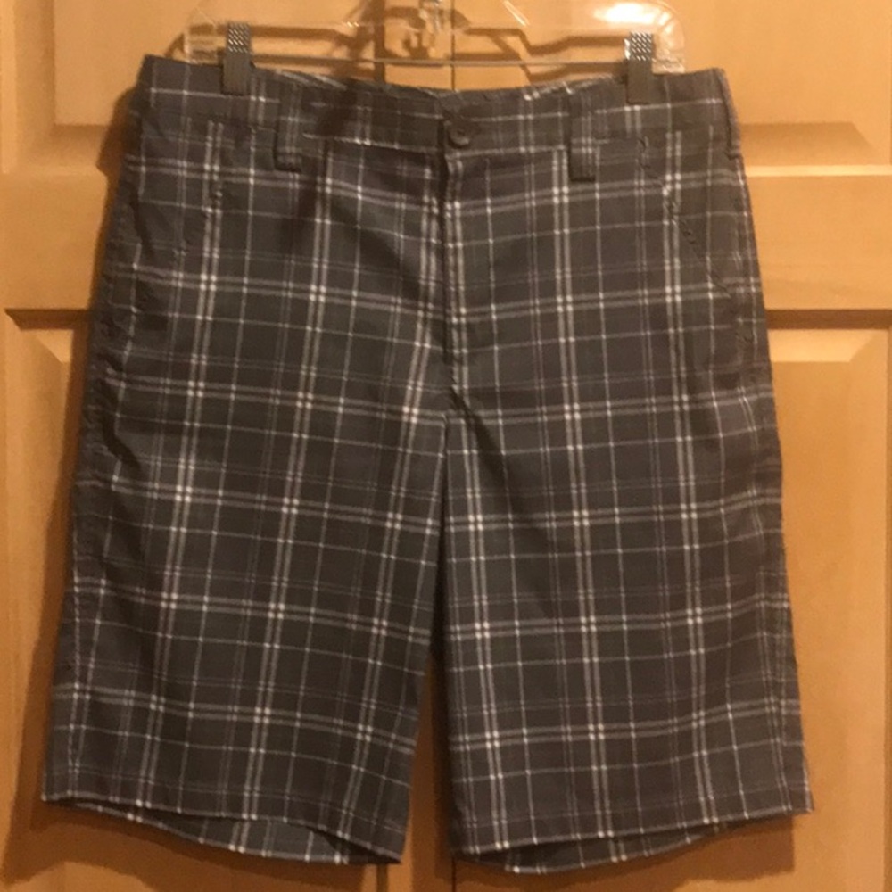 Under Armour Men's Gray Plaid Shorts